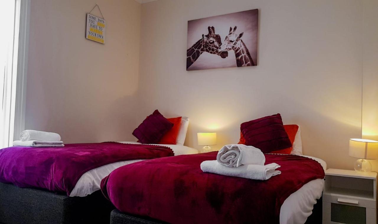Bellaliving 2 Bedroom Apartment - Luton Luton  Luaran gambar