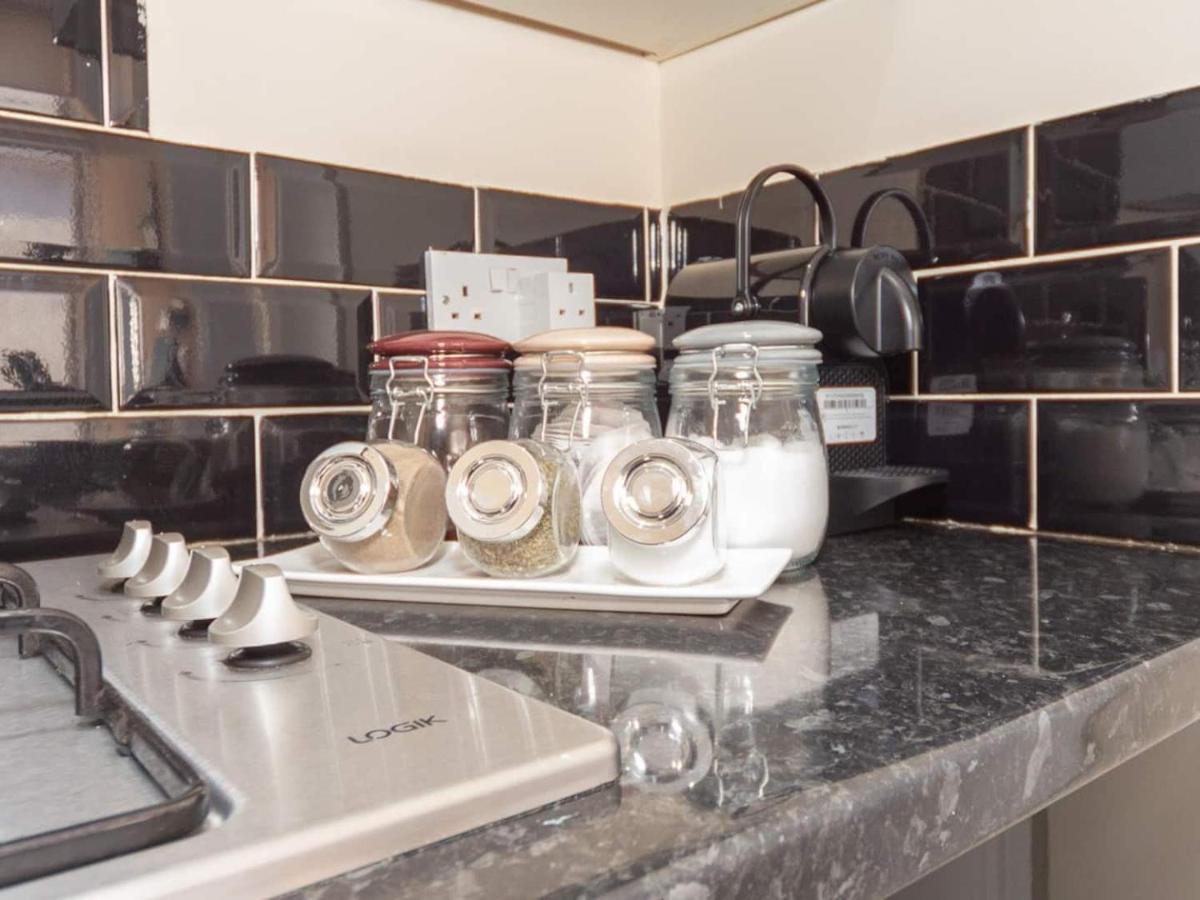 Bellaliving 2 Bedroom Apartment - Luton Luton  Luaran gambar